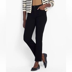 NWT STUDIO BLUE
Luna High Rise Slim Straight in Black